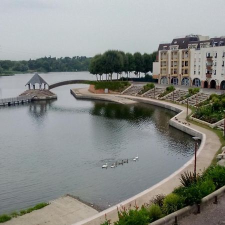 Vue Exceptionnelle Sur Le Lac Créteil Zewnętrze zdjęcie